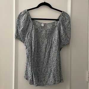 Old Navy smock yoked blue floral blouse